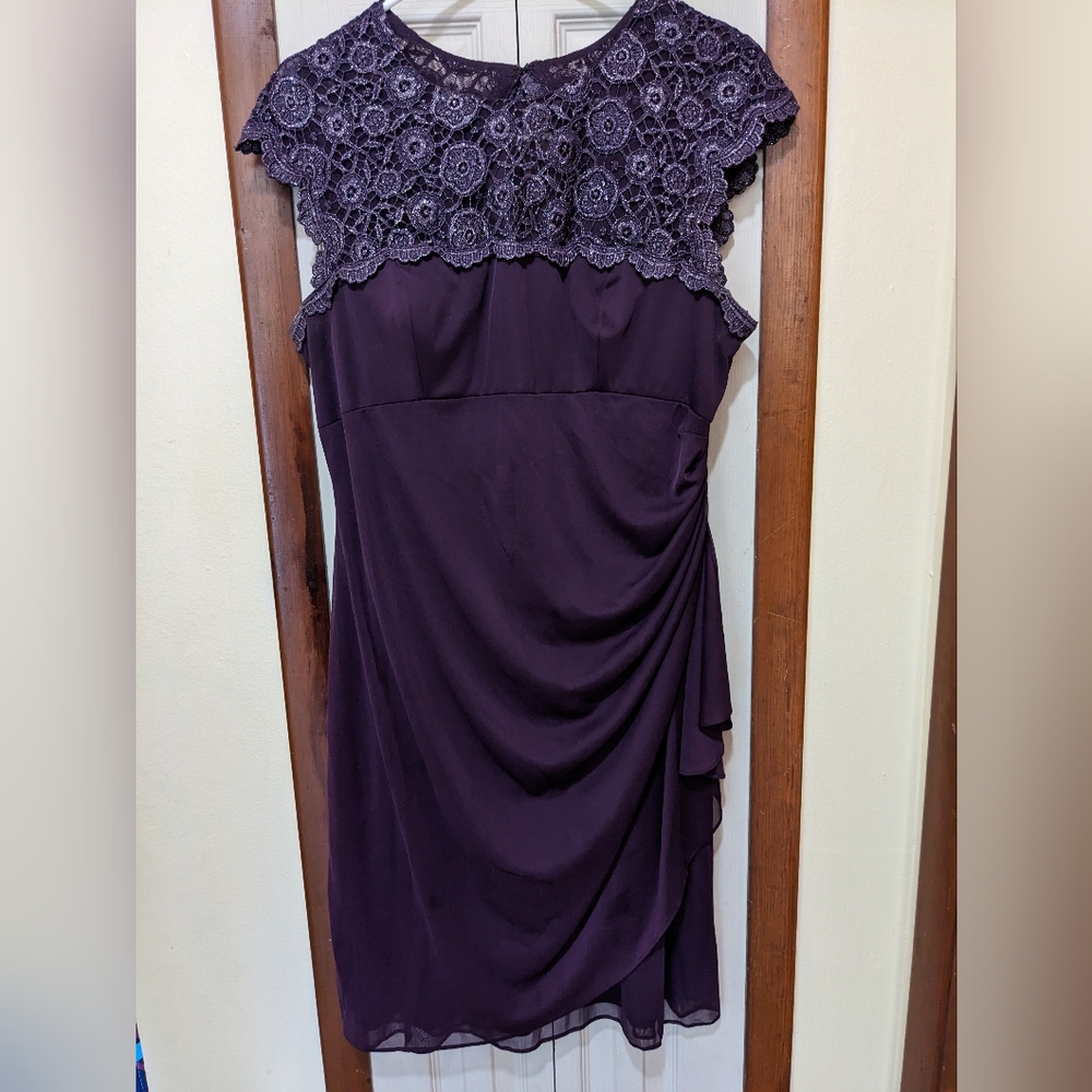 Alex Evenings Plum Purple Lace Keyhole Back Empire Waist Midi Dress Size 14
